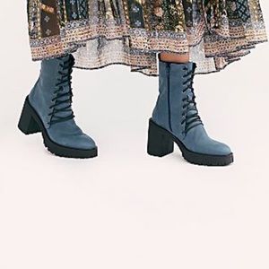 NEW w Box! Free People Blue Dylan boots